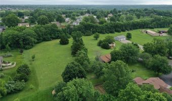 18345 Nottingham Ct, Basehor, KS 66007