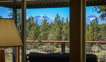 67422 Trout Ln, Bend, OR 97703
