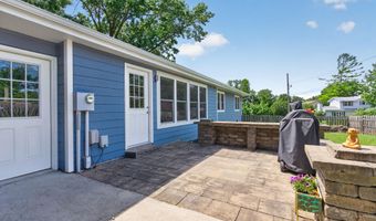 2526 Kellogg Ave, Ames, IA 50010