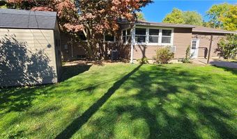 1208 Westshore Dr, Ashtabula, OH 44004