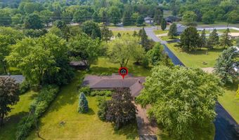 5531 LONG Ct, Appleton, WI 54914