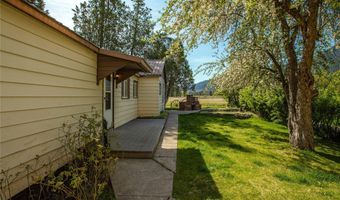 10225 Shady Ln, Bonner, MT 59823