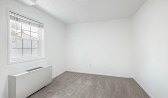 4409 ROMLON St #204, Beltsville, MD 20705