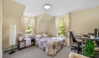 74 Maynesboro St, Berlin, NH 03570