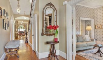 287 Gibbs Ave, Newport, RI 02840