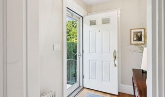 48 Patterson St, Augusta, ME 04330
