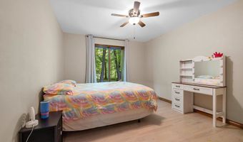 N3880 ANITA WIECKERT Road, Appleton, WI 54913