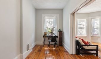 94 Mount Pleasant Ave 2, Boston, MA 02119
