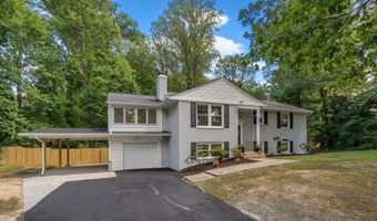 8605 ARDFOUR Ln, Annandale, VA 22003