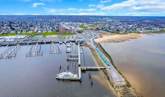 959 Leonardville Rd, Atlantic Highlands, NJ 07716