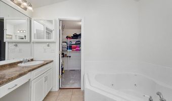 36 Summit Rd, Bedford, NH 03110