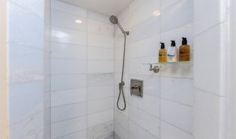 2139 Kuhio Ave 2908, Honolulu, HI 96815