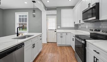 7 YORK Ct, Baltimore, MD 21218
