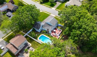 1 Lafayette Ct, Barnegat, NJ 08005