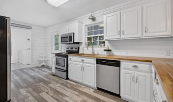 526 Muscadine Dr, Ashville, AL 35953