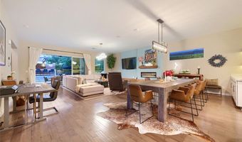 10313 Jade Point Dr, Las Vegas, NV 89135