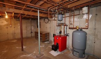 207 Sixth St, Bangor, ME 04401