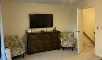 7 Margo Ct 7, Cromwell, CT 06416