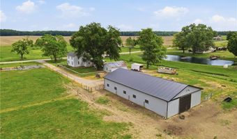 6246 Slater Rd, Andover, OH 44003