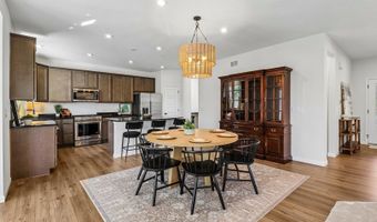 8 Liam Ct, Algonquin, IL 60102