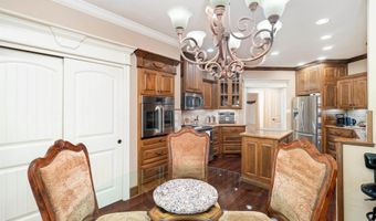 210 Pizarro Dr, Hot Springs Village, AR 71909