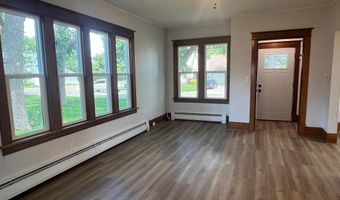 711 Clausen Ave, Albert Lea, MN 56007