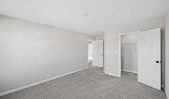 3737 Hayden Valley Dr, Bargersville, IN 46106