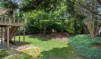 350 Wembley Cir, Atlanta, GA 30328
