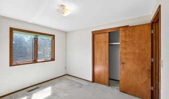 516 Skyline Dr, Cascade, ID 83611