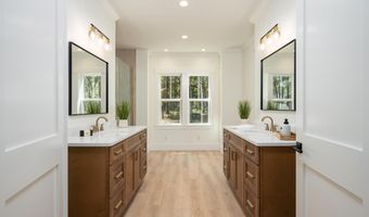 13 Woods Ln, Beaufort, SC 29907