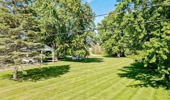 270 Winters Ln, Alburgh, VT 05440