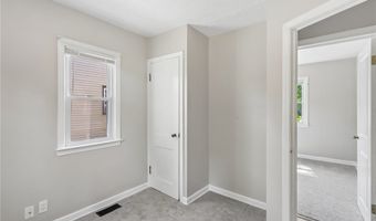 791 Eugene St, Akron, OH 44306