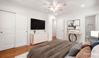 4300 Dowling Dr, Charlotte, NC 28205