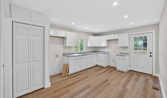 408 3rd Ave N, Baxter, TN 38544