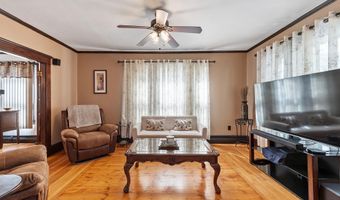 328 W Hollis St, Nashua, NH 03060