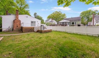 73 Davis Dr, Bergenfield, NJ 07621