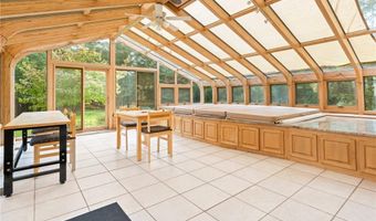 51 Reservoir Rd, Cumberland, RI 02864