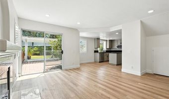 251 Royal Glen Dr, Fallbrook, CA 92028