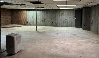224 Eastern Ave, Augusta, ME 04330