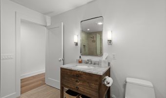 7362 Oakmont Dr, Santa Rosa, CA 95409