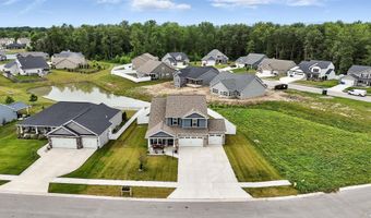 5617 Bear Creek Pass, Auburn, IN 46706