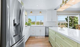 2611 Ledgetop Pl, Spring Valley, CA 91977