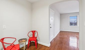 305 WHITTIER St NW 301, Washington, DC 20012