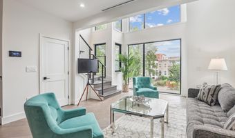 304 K St NE 2PH, Washington, DC 20002