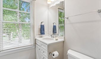 5114 WESSLING Ln, Bethesda, MD 20814