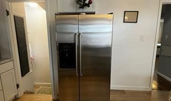 15854 Englewood Ave, Allen Park, MI 48101