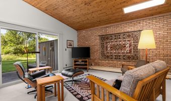 2805 Byington Blvd, Ann Arbor, MI 48105