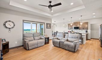 612 Iver Ave, Baltic, SD 57003
