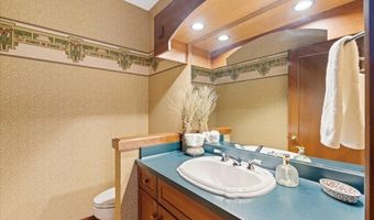 5870 Persimmon Dr, Fitchburg, WI 53711