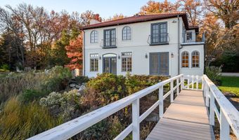 12 Runkenhage Rd, Darien, CT 06820
